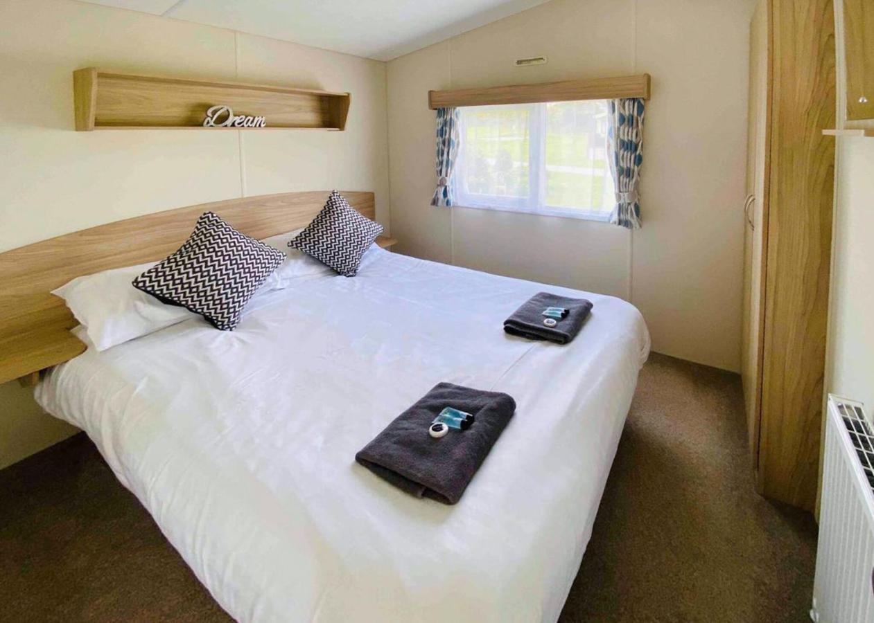 ホテル Docker Holiday Park カーンフォース エクステリア 写真